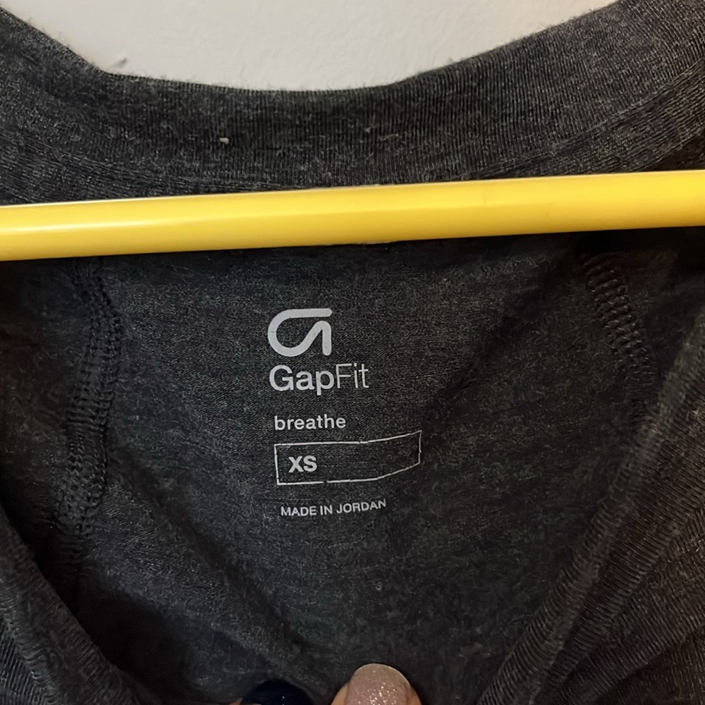 Lightly Worn GapFit Breathe ActiveWear - XS - Picture 2 of 5